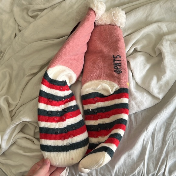 Peanuts Sherpa Socks - Picture 2 of 2